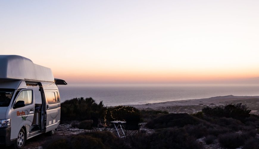location van australie travellers autobarn couché de soleil