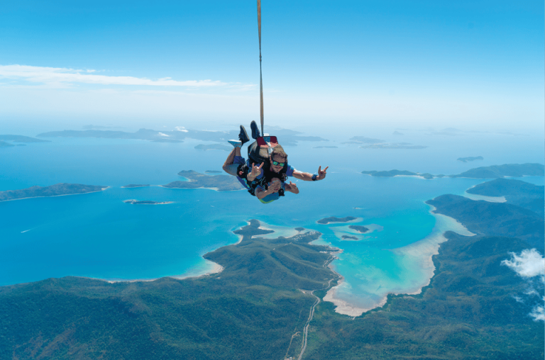 Saut en parachute au dessus des Whitsundays