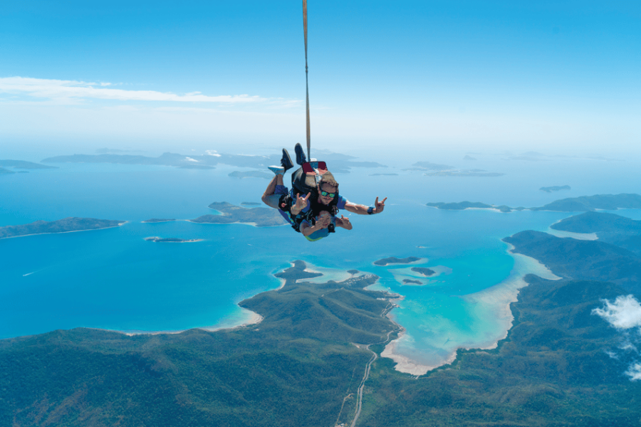 Saut en parachute au dessus des Whitsundays